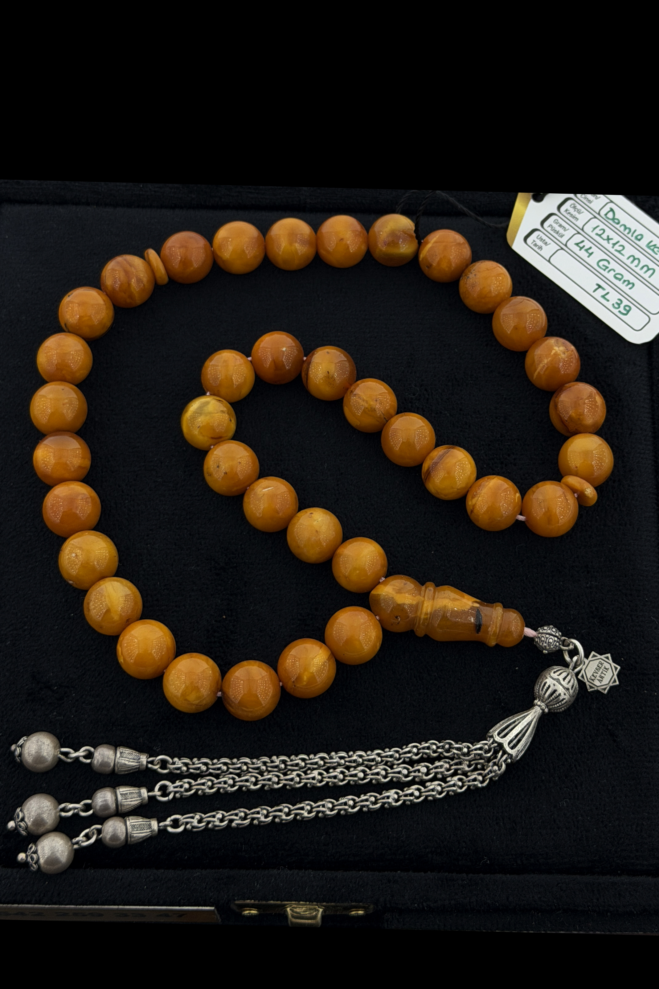 El Yapımı Damla Kehribar TesbihEl Yapımı Damla Kehribar Tesbih - Kevser AntikDamla Kehribar Tesbihler