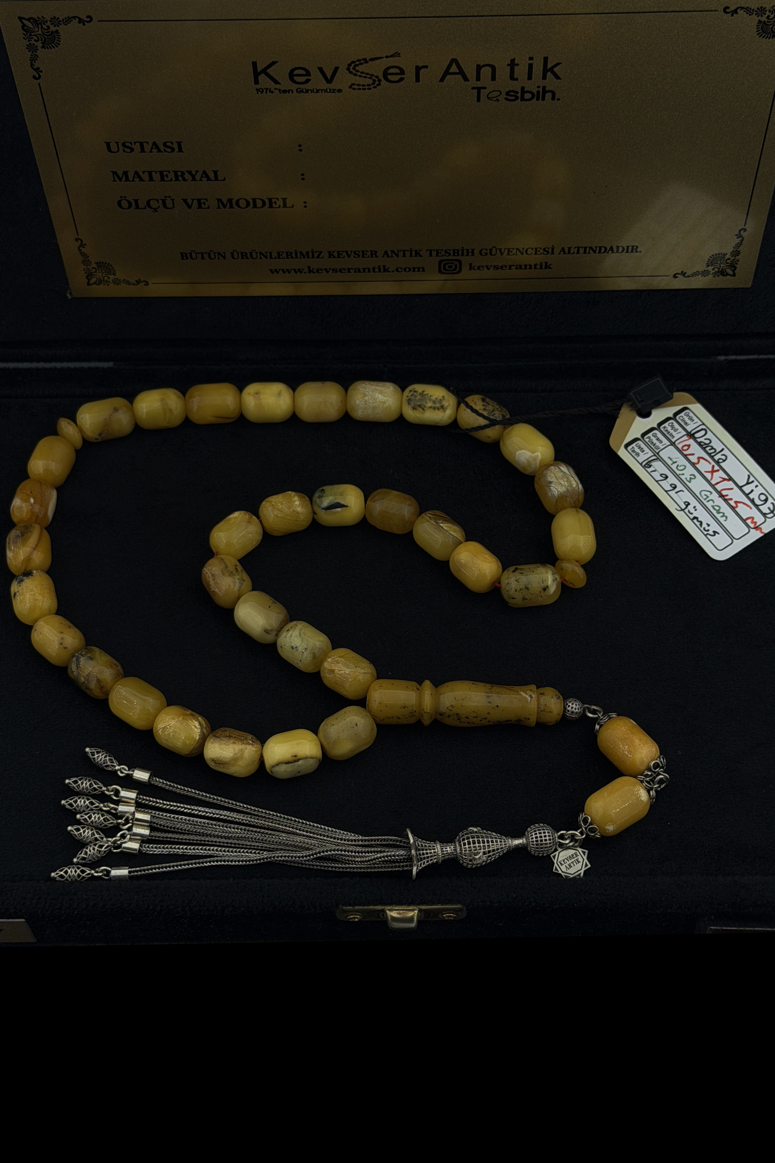 Fosilli Damla Kehribar TesbihFosilli Damla Kehribar Tesbih - Kevser AntikDamla Kehribar Tesbihler