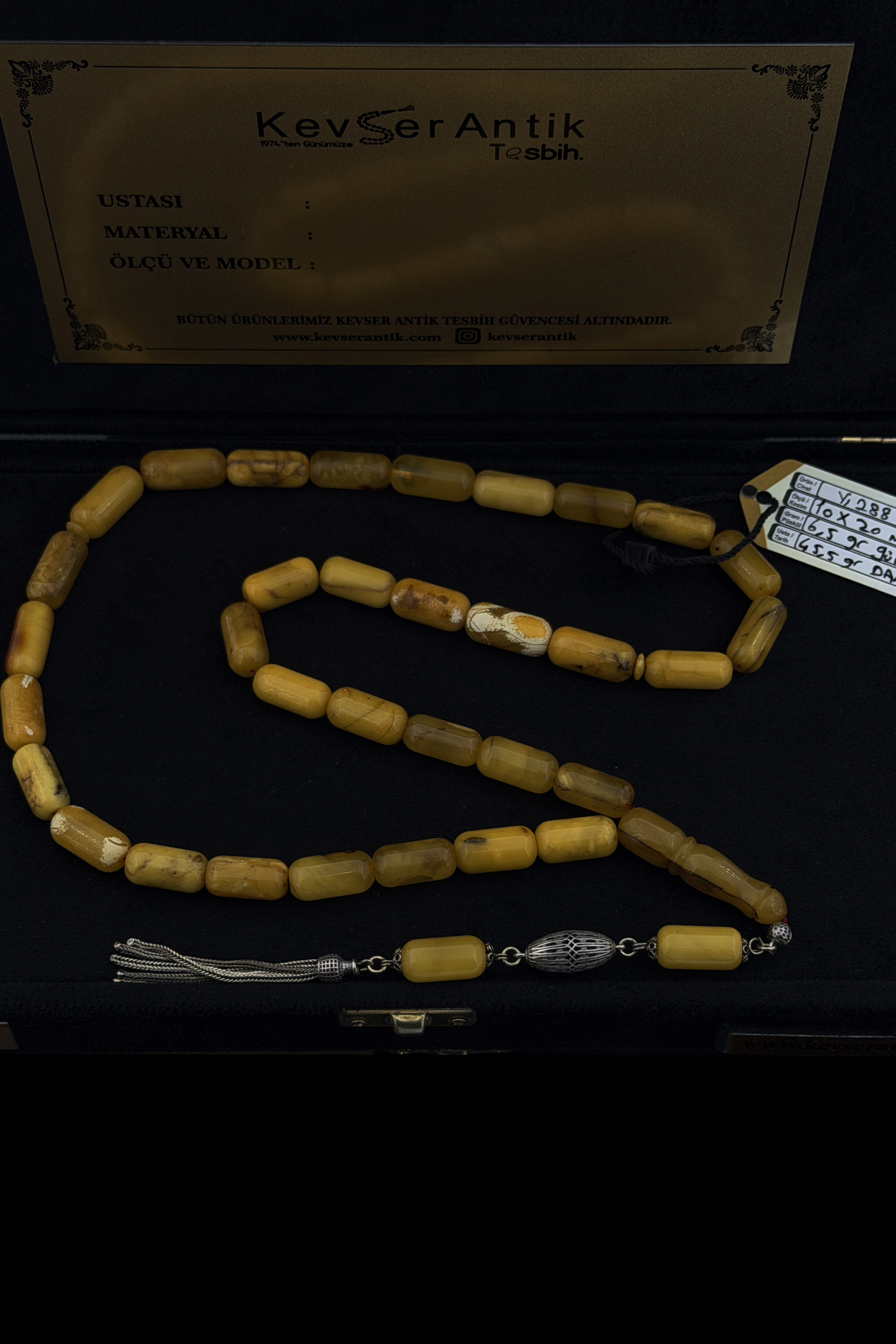 Fosilli Seccar Damla Kehribar TesbihFosilli Seccar Damla Kehribar Tesbih - Kevser AntikDamla Kehribar Tesbihler