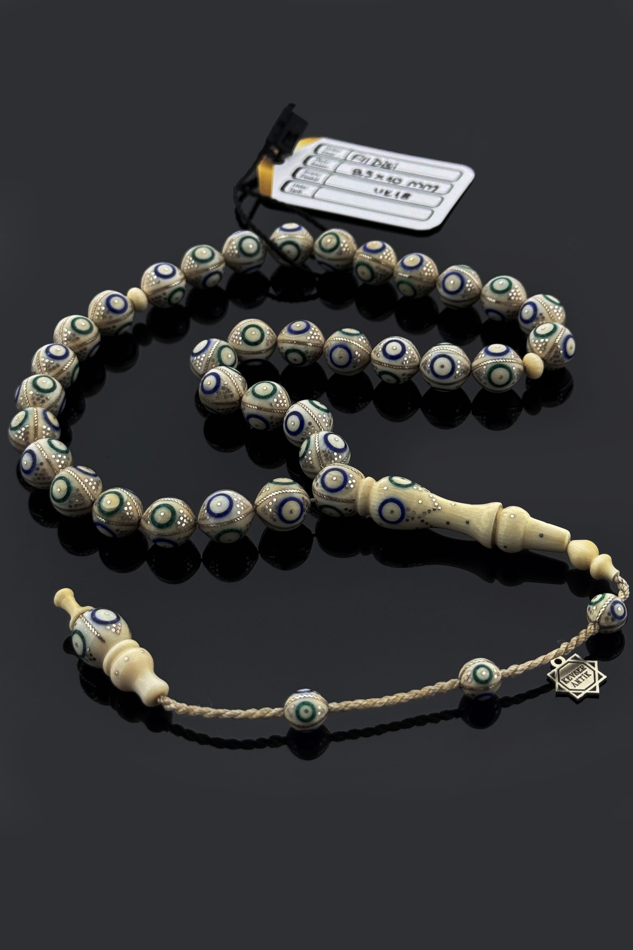 Gümüş İşlemeli Fildişi TesbihGümüş İşlemeli Fildişi Tesbih - Kevser AntikGümüş İşlemeli Tesbihler