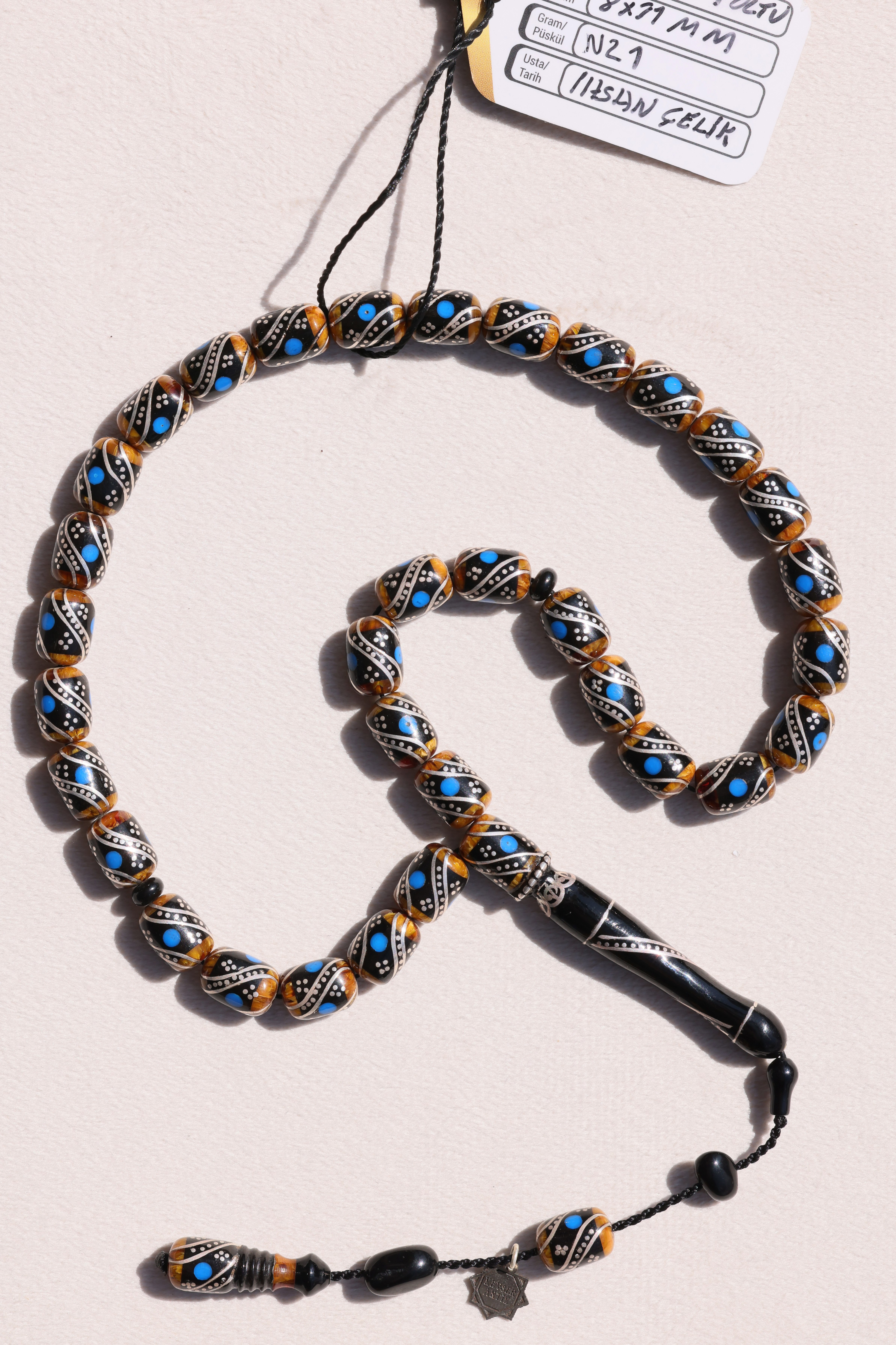 İhsan Çelik Usta İşi Oltu Tesbihİhsan Çelik Usta İşi Oltu Tesbih - Kevser AntikErzurum Oltu Tesbihler