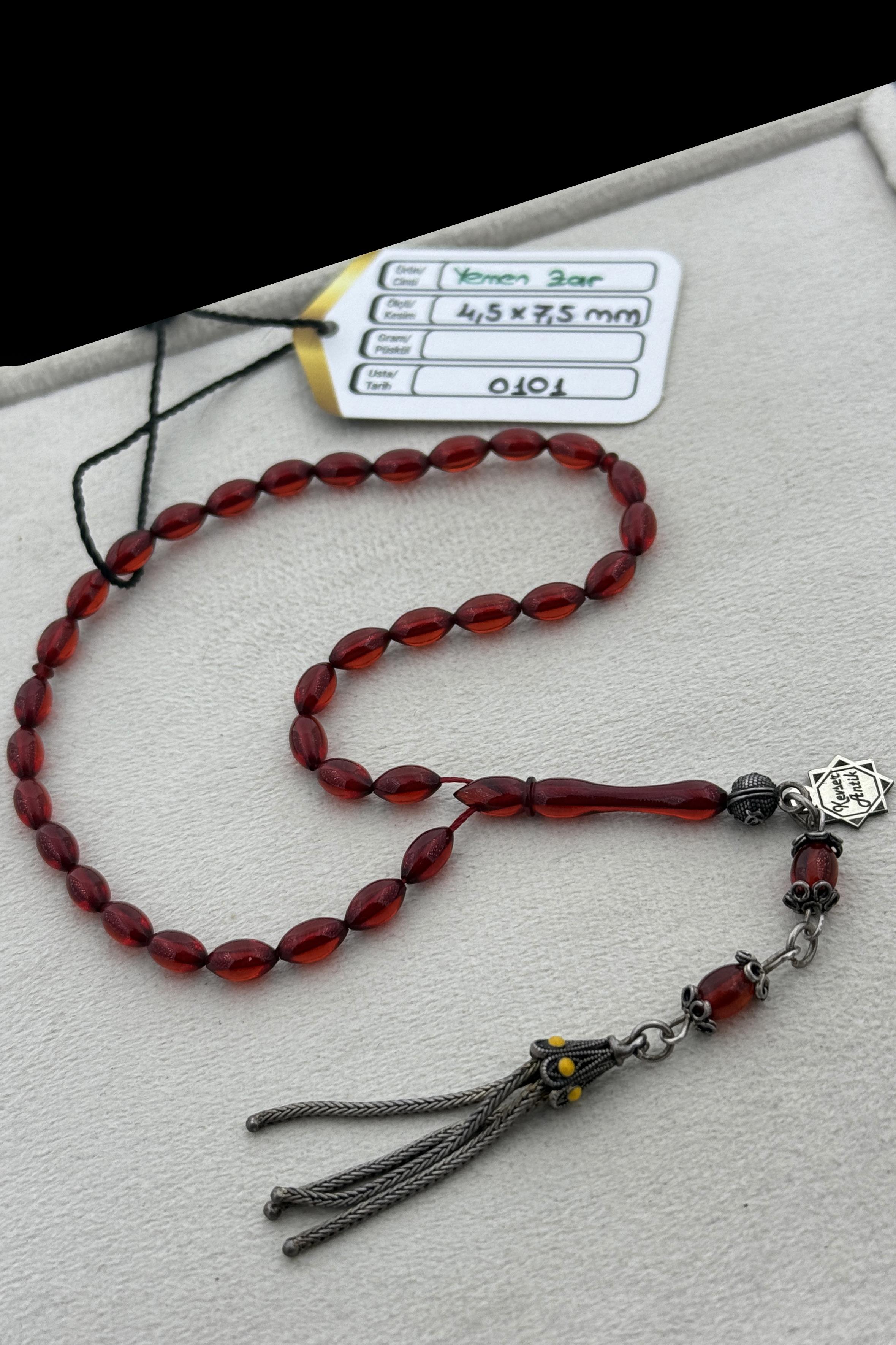 Minik Bir Osmanlı Zar TesbihMinik Bir Osmanlı Zar Tesbih - Kevser AntikOsmanlı Kehribar Tesbihler