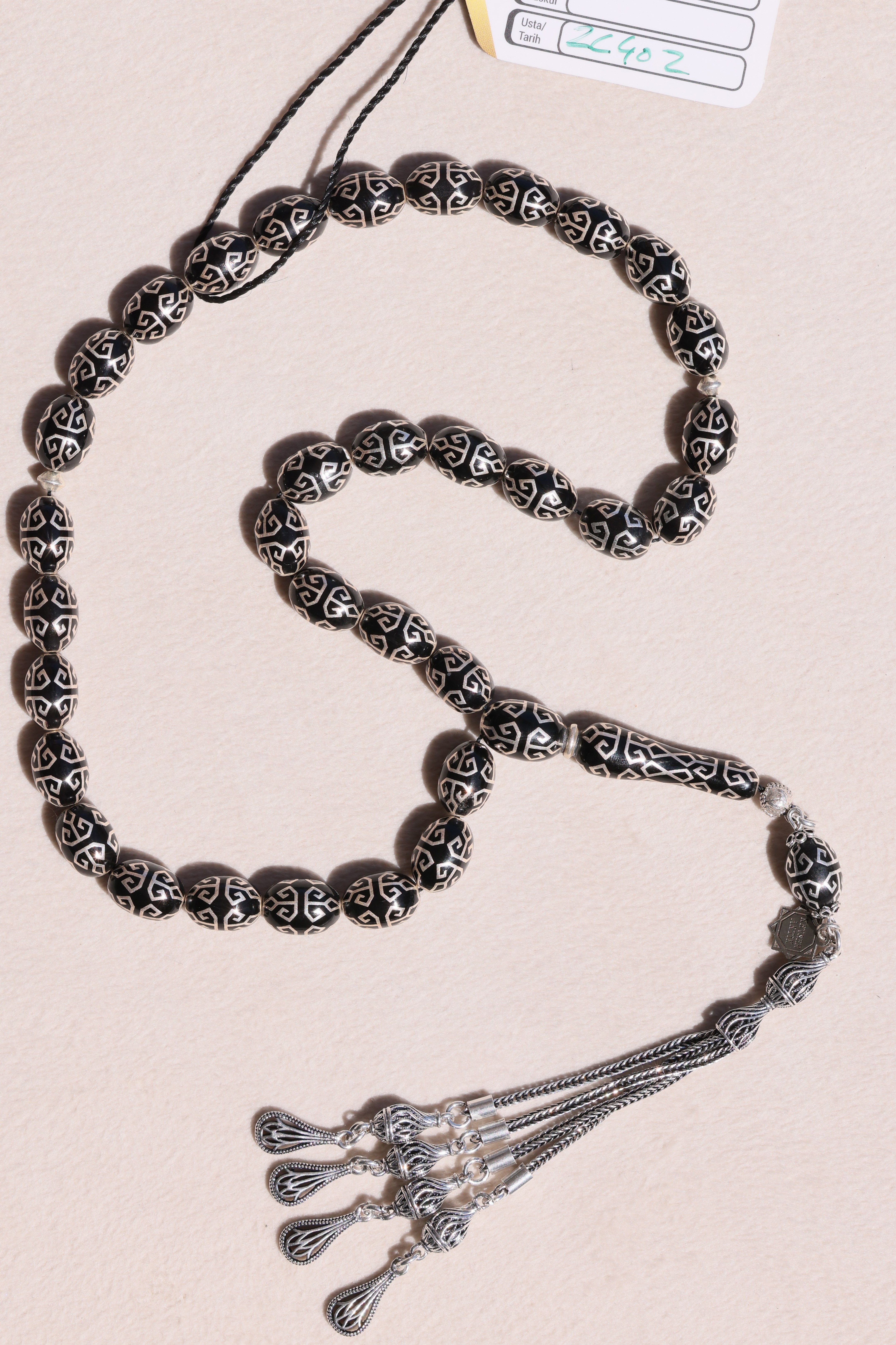 Sınırlı Üretim Mineli Gümüş Tesbih – Usta İşçilik GarantiliSınırlı Üretim Mineli Gümüş Tesbih – Usta İşçilik Garantili - Kevser AntikGümüş İşlemeli Tesbihler