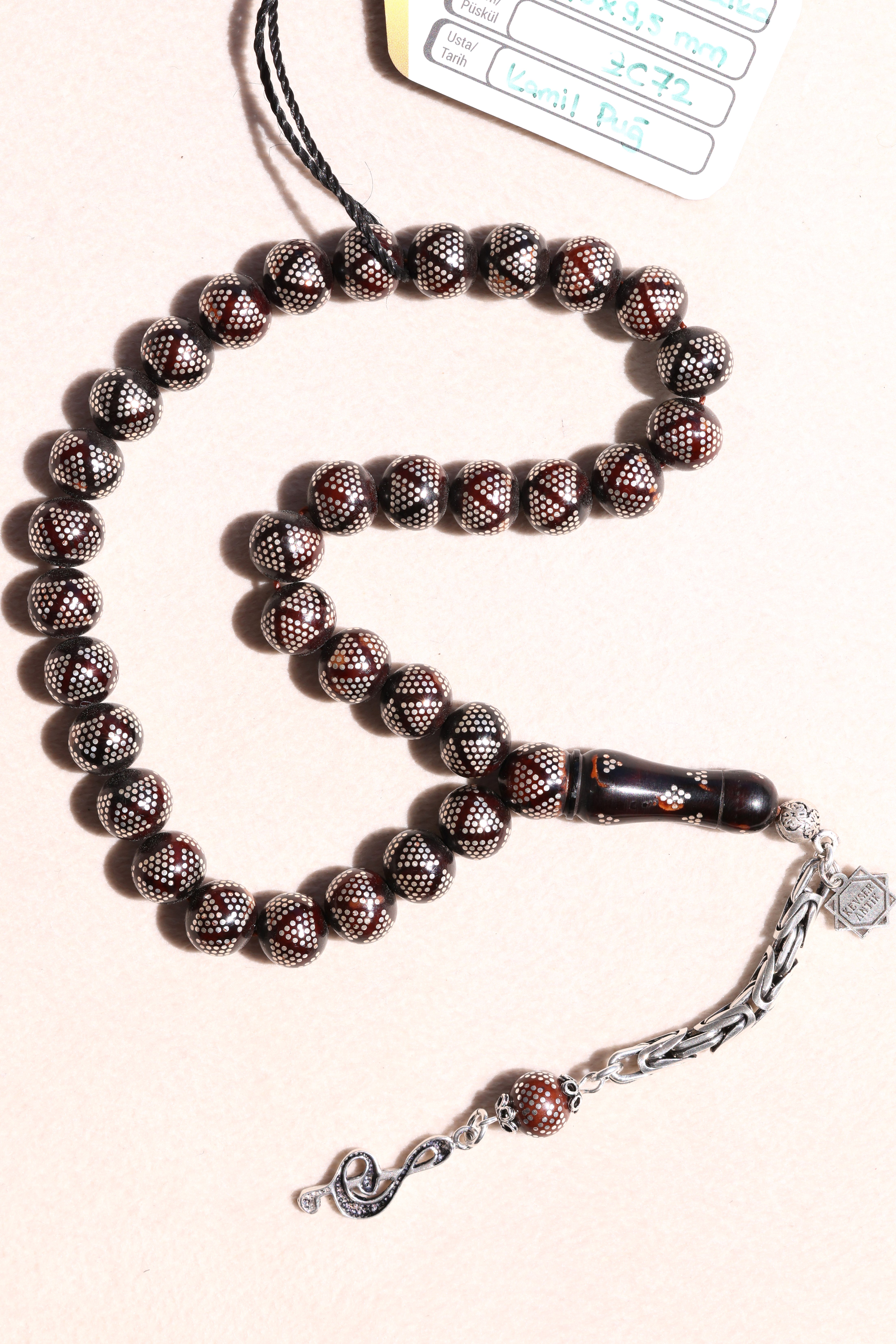 Siyah kuka Gümüş İşlemeli Küre  TesbihSiyah kuka Gümüş İşlemeli Küre  Tesbih - Kevser AntikGümüş İşlemeli Tesbihler