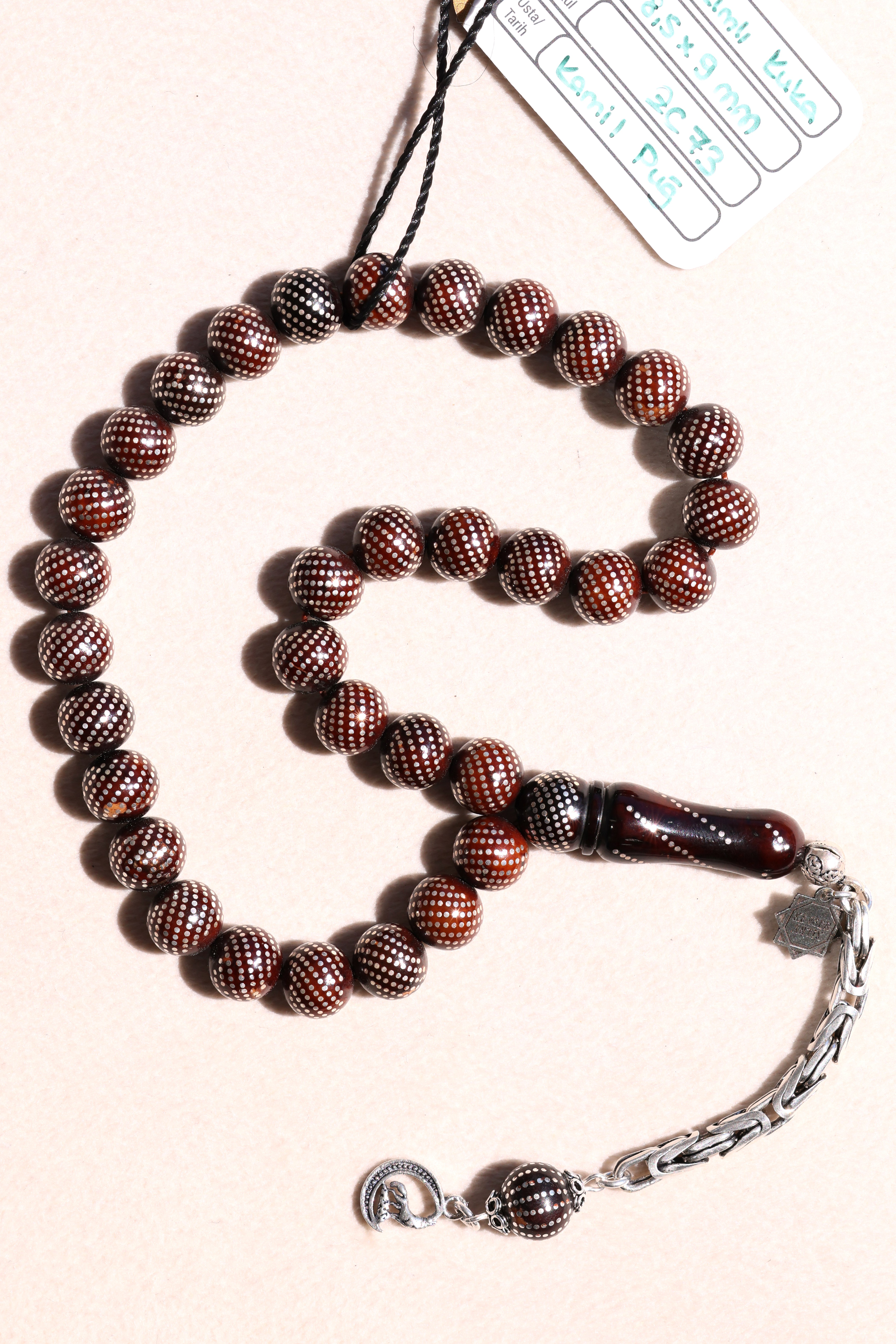 Yoğun Gümüş İşlemeli Kuka TesbihYoğun Gümüş İşlemeli Kuka Tesbih - Kevser AntikGümüş İşlemeli Tesbihler