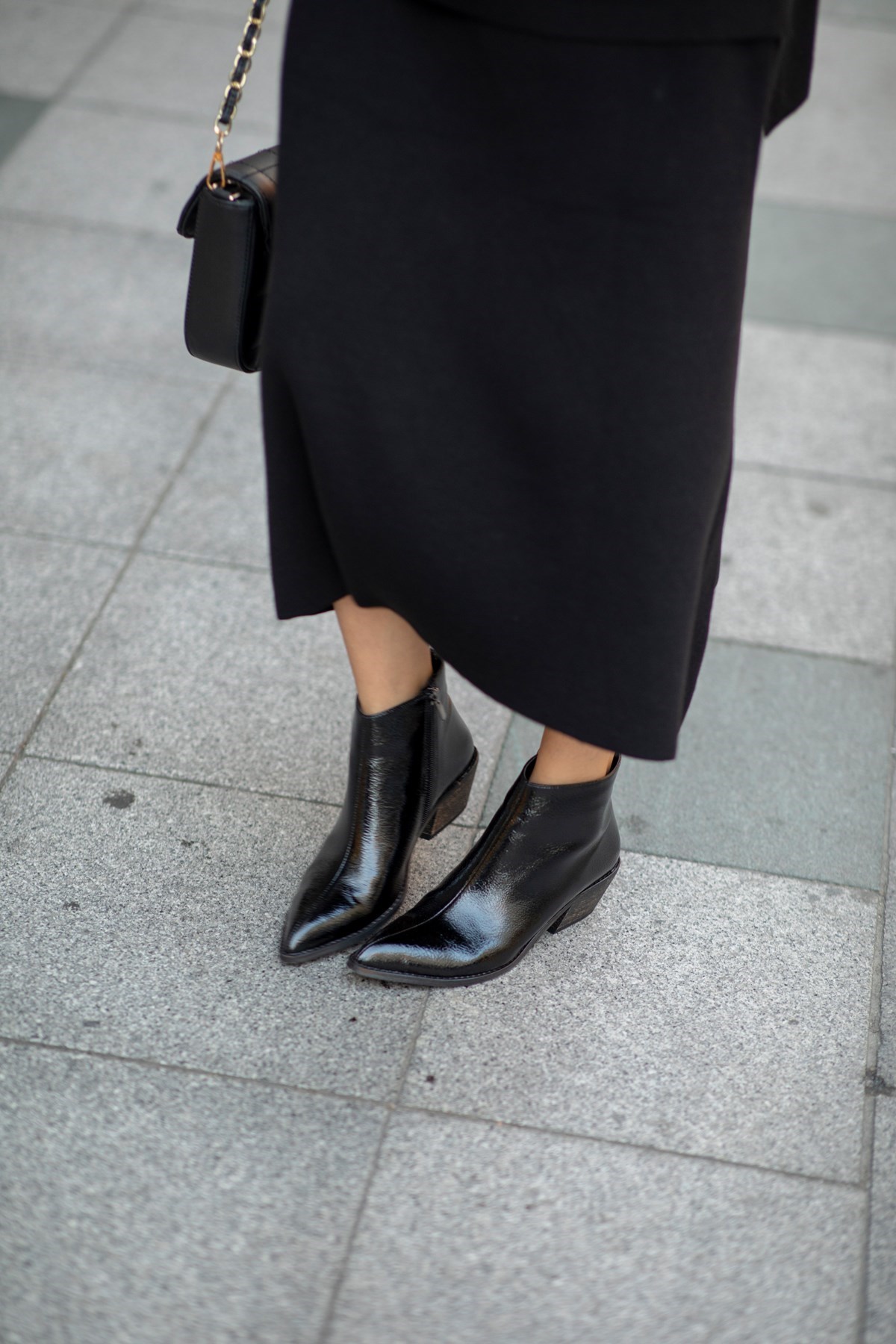 Beerly Siyah Kırışık Rugan Ahşap Ökçe Sivri 3cm Topuklu Kadın Ayakkabı Bot  | Nizar Deniz