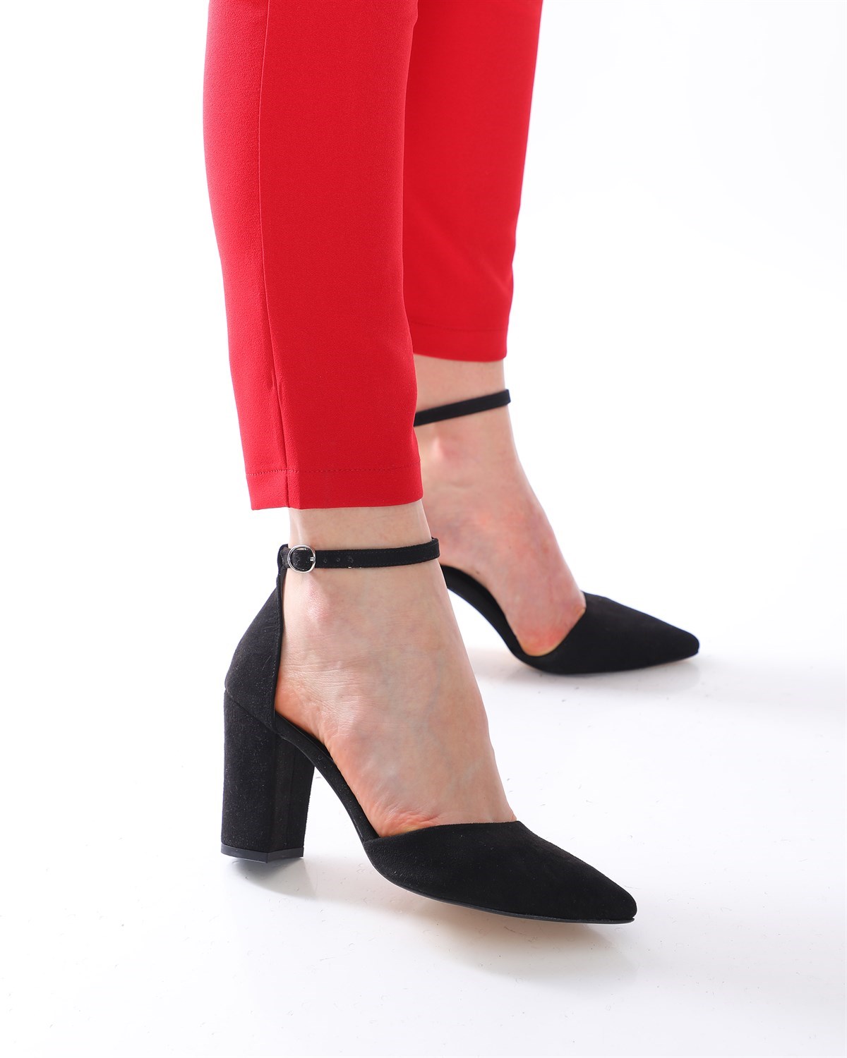 Valeri Siyah Süet Sivri 8cm Kalın Topuklu Kadın Ayakkabı | Nizar Deniz