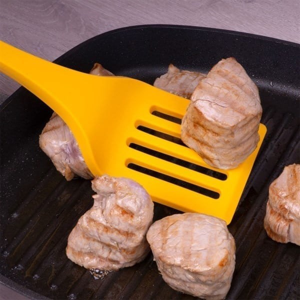 Lurch - Platin Silikon Delikli Spatula 32,5 cm Sarı - Yanmaz, Yapışmaz, Bükülmez, Çizmez, Tat ve Koku Bırakmaz - 240043