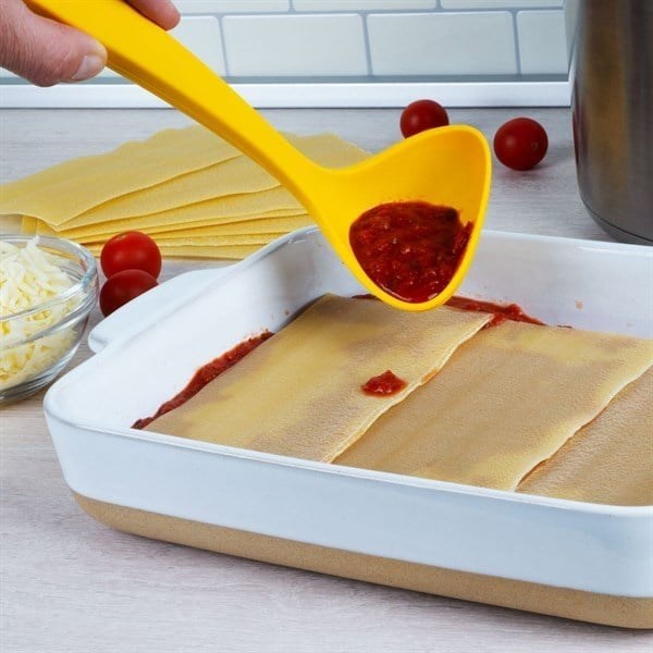 Lurch - Platin Silikon Sos Kepçesi 28 cm Sarı - Yanmaz, Yapışmaz, Bükülmez, Çizmez, Tat ve Koku Bırakmaz - 240055