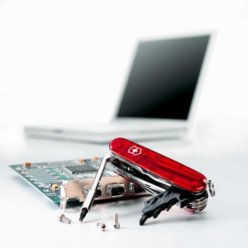 Victorinox 1.7725.T CyberTool M Çakı