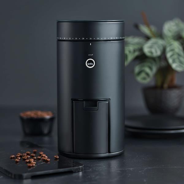 Wilfa - Uniform+ 58mm Flat Dişli Tartılı Kahve Öğütücü - Siyah - WSFBS-200B