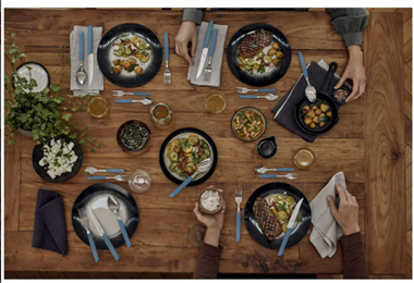 ​Victorinox 6.9096.12W2.24 Swiss Modern 24 Parça Masa Seti