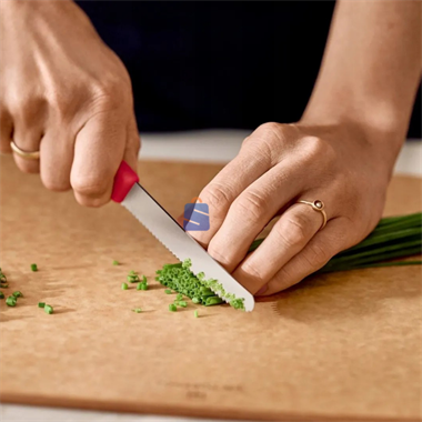 VictorinoxVT 9.7056.80 Swissclassic 4 adet 11cm Domates Bıç.