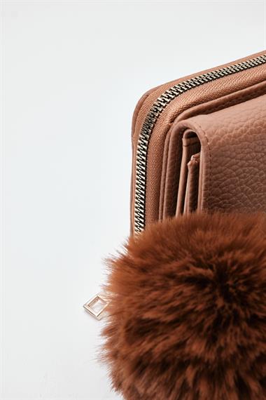 OLLBAG Maloni Taba Ponpon Detaylı Yumuşak Bayan Cüzdan