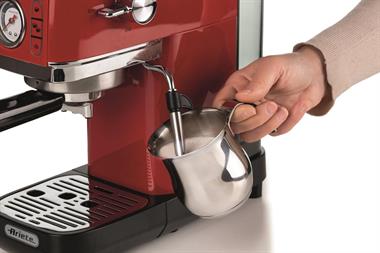 Ariete Moderna Espresso Slim Kahve Makinesi Kırmızı 1381/13