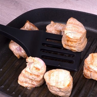 Lurch - Platin Silikon Delikli Spatula 32,5 cm Siyah - Yanmaz, Yapışmaz, Bükülmez, Çizmez, Tat ve Koku Bırakmaz - 240603