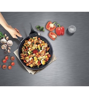 Tefal Titanyum 2X XL Force Difüzyon Tabanlı Tava - 26 cm