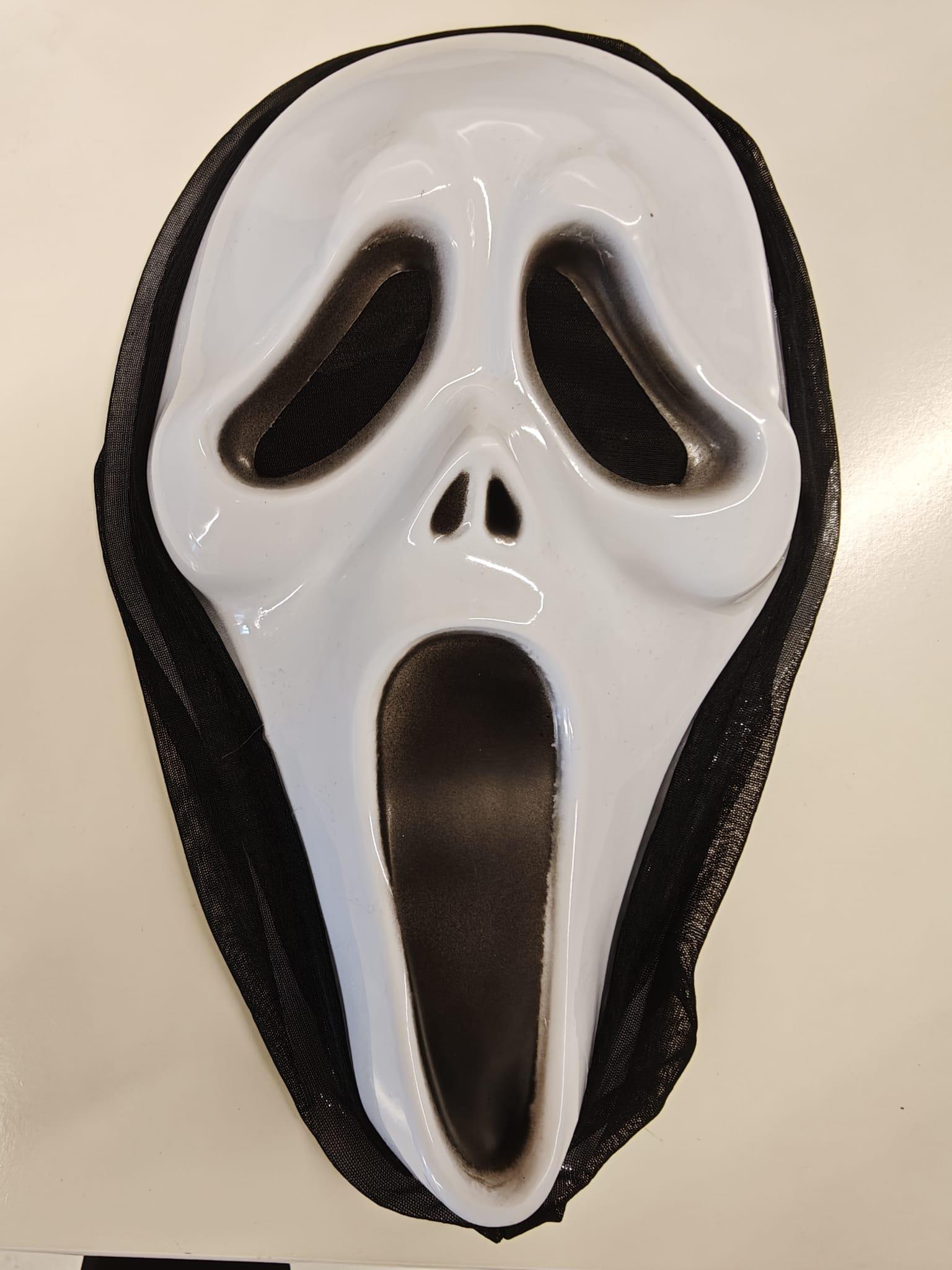 Cadılar Bayramı maskesi