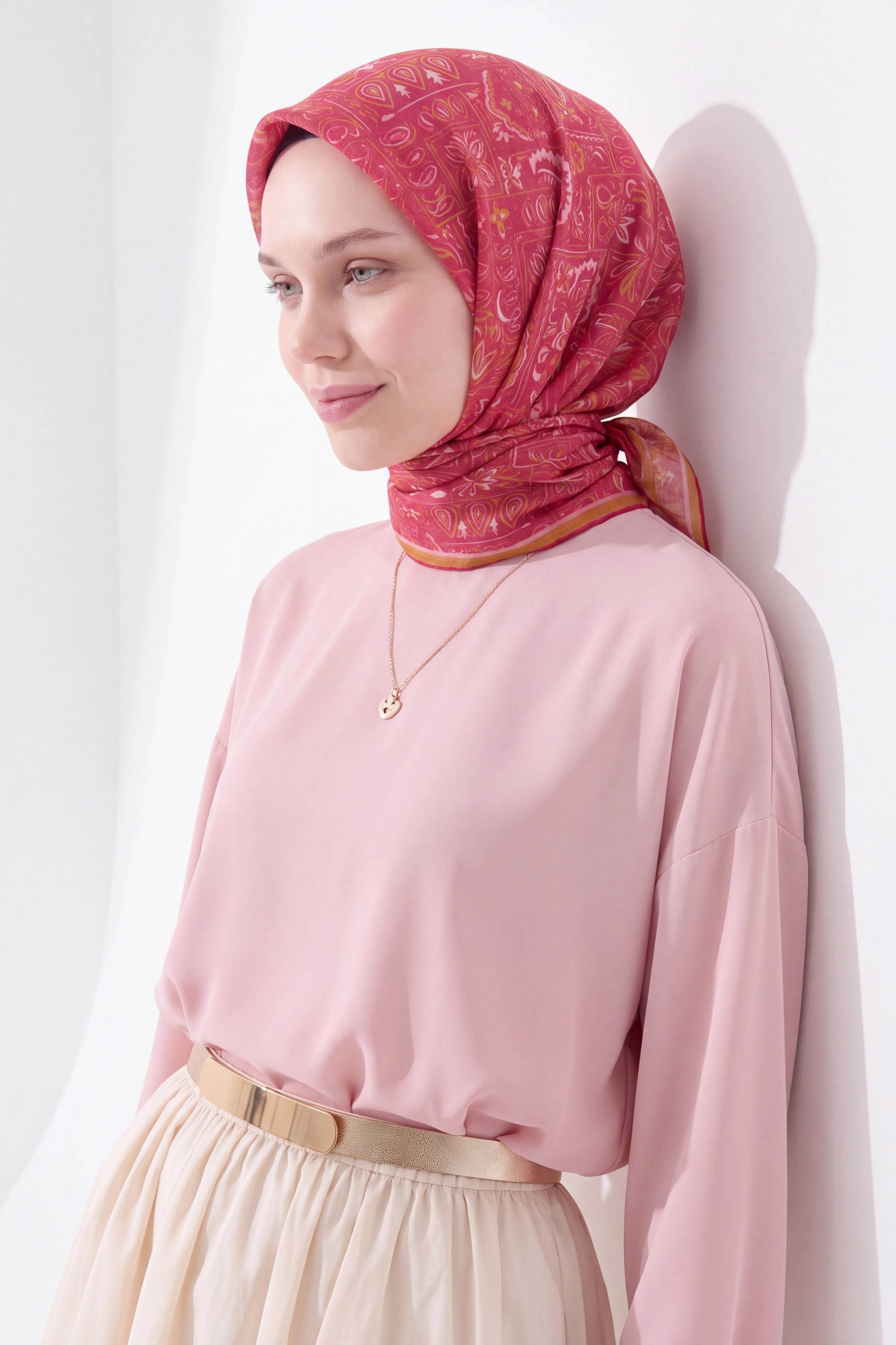 Soft Eşarp Etnik Vişne Çürüğü
