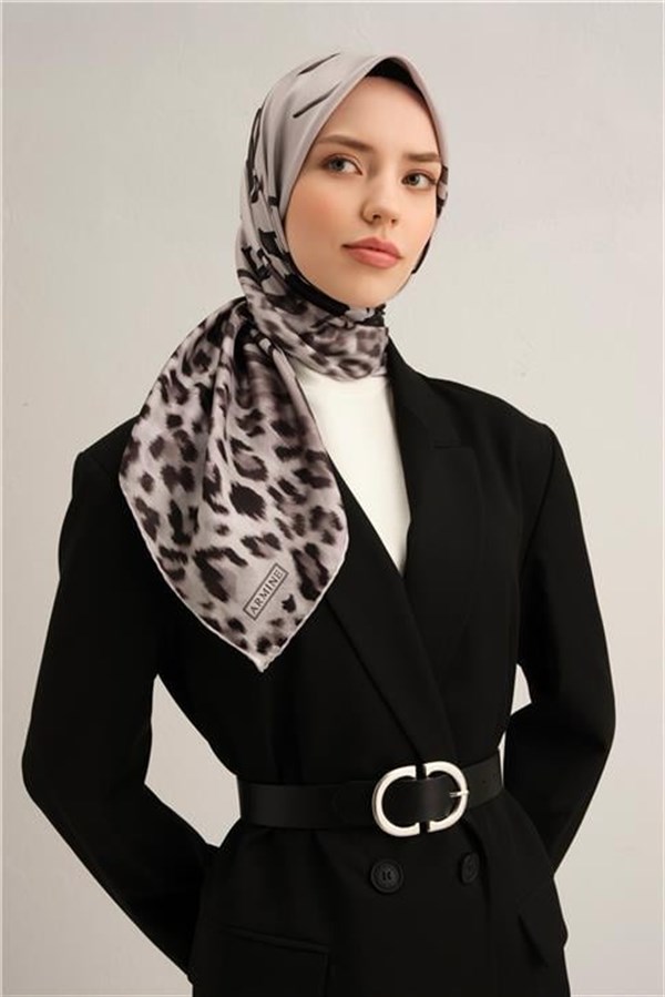 Armine Leopar Desenli Saf İpek Twill Eşarp 9355D 09