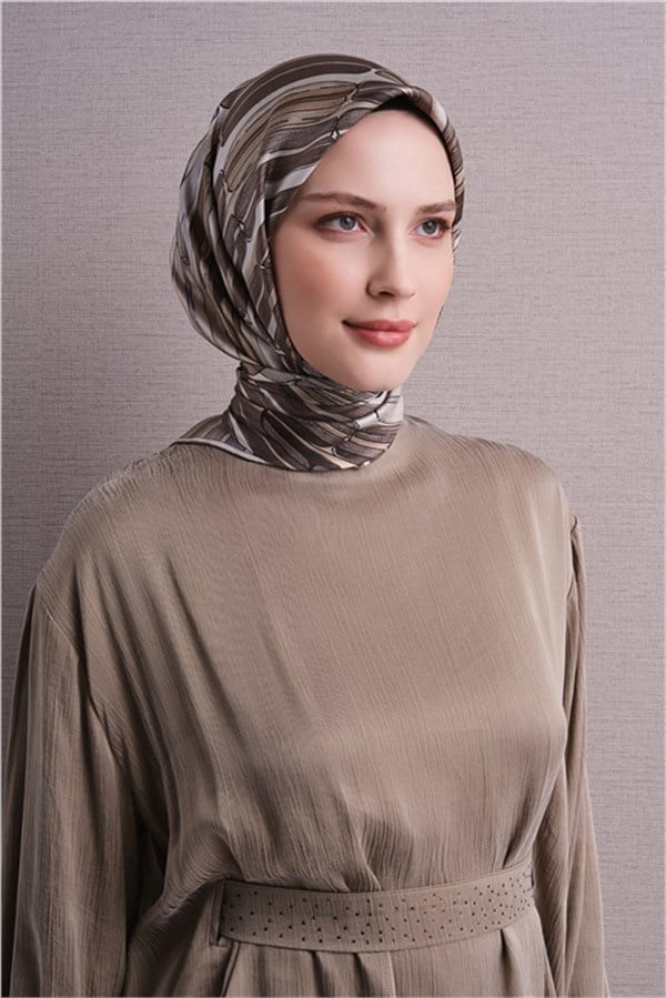 Armine Saf İpek Sura Eşarp 9616D 84