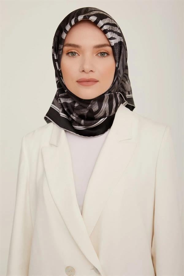 Armine Sura İpek Eşarp 8837-02