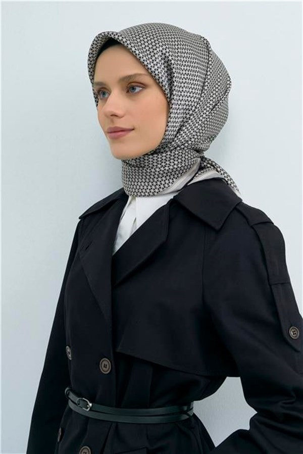 Armine Yeni Sezon 2026 Saf İpek Sura Eşarp 9528D 02