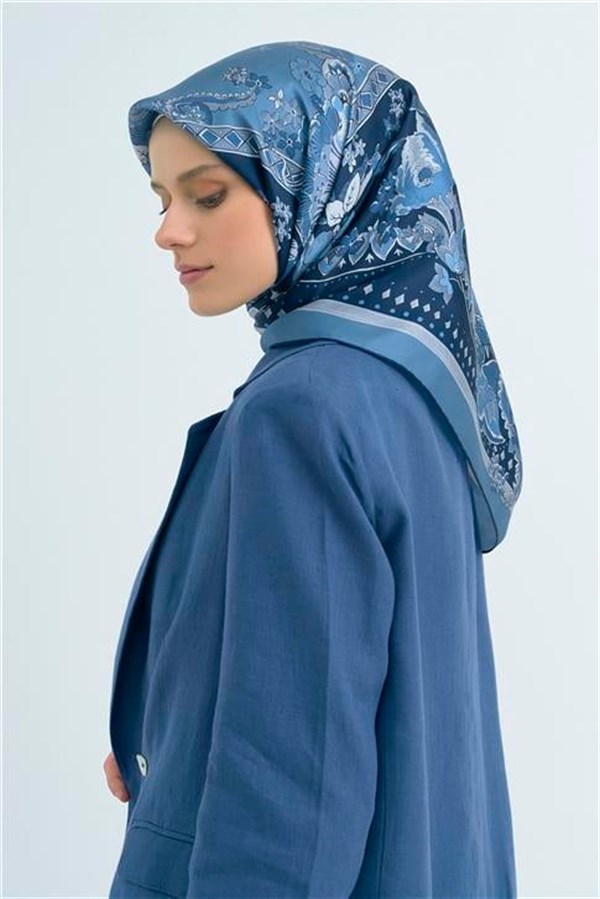 Armine Yeni Sezon 2026 Saf İpek Sura Eşarp 9535D 81