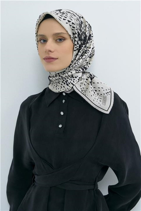 Armine Yeni Sezon 2026 Saf İpek Twill Eşarp 9552D 81
