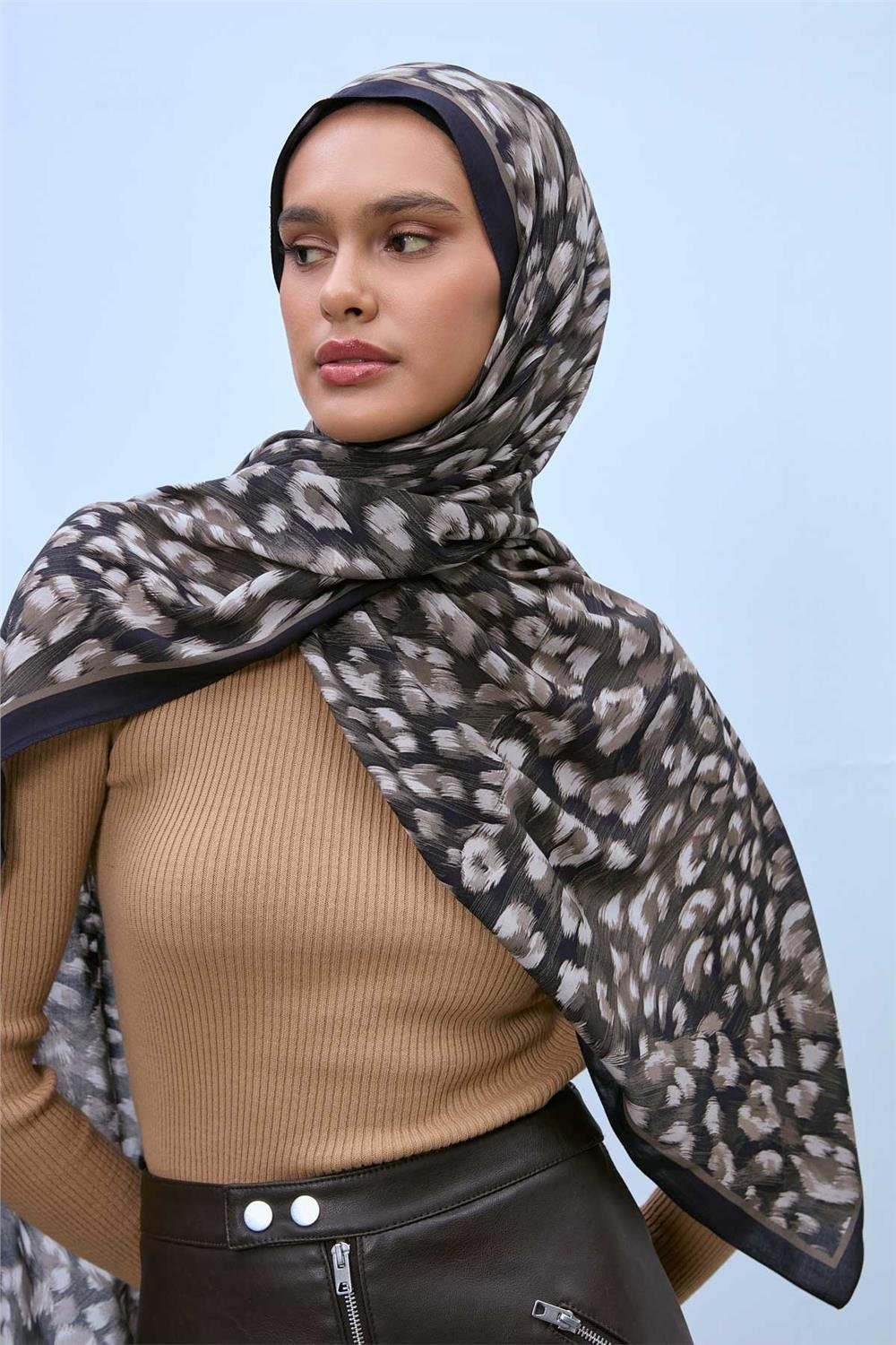 Eco Viscose Şal Zeytin Grisi Siyah Vizon Leopar Desenli Nefes Alan 90X200