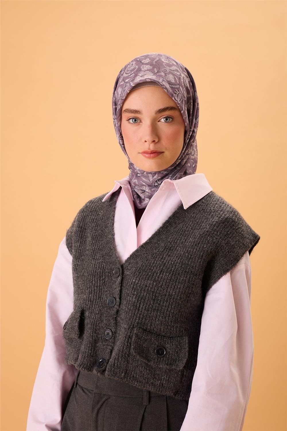 İnce Pamuk Soft Eşarp Eflatun-Lila Desenli Tok Duruşlu 90X90