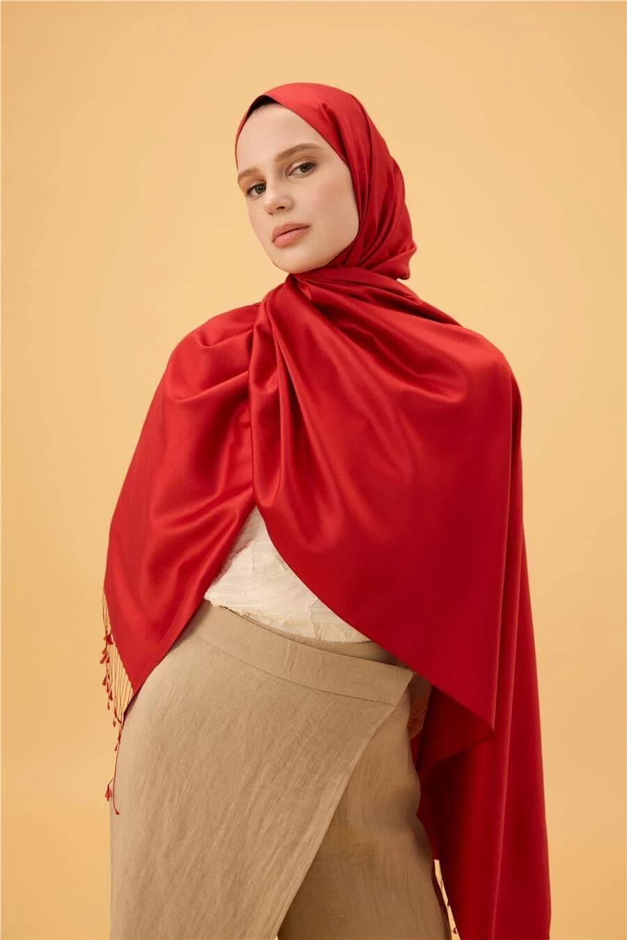 Kırmızı Düz Çift Taraflı İpek Şal Modeli