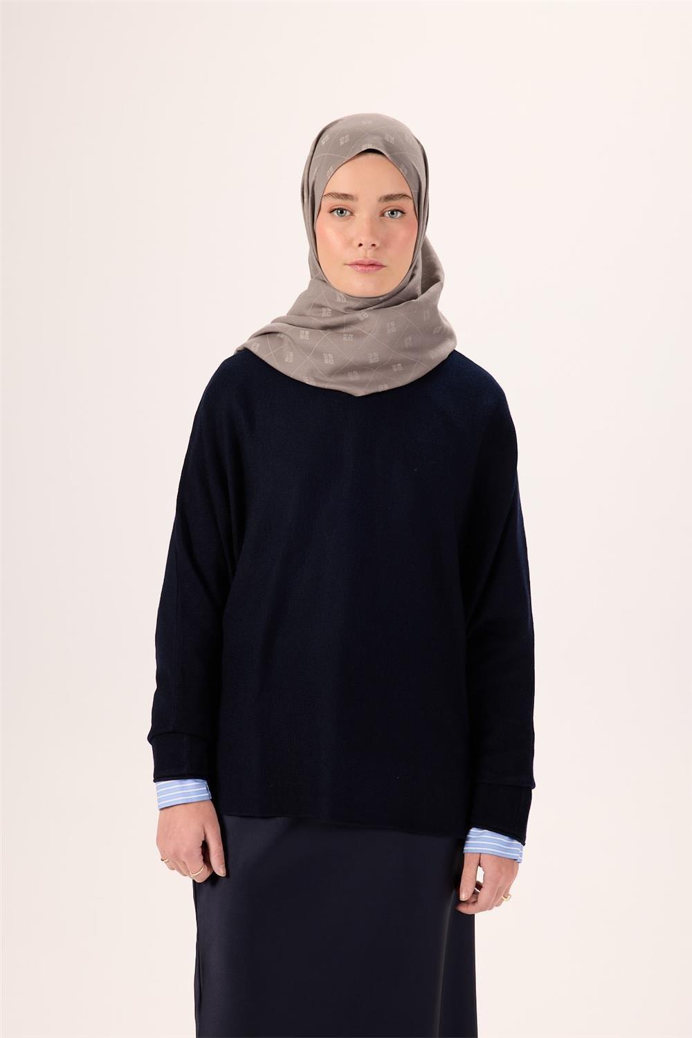 Pamuk Polyester Liva Şal Açık Gri Desenli Tok Duruşlu 90x200