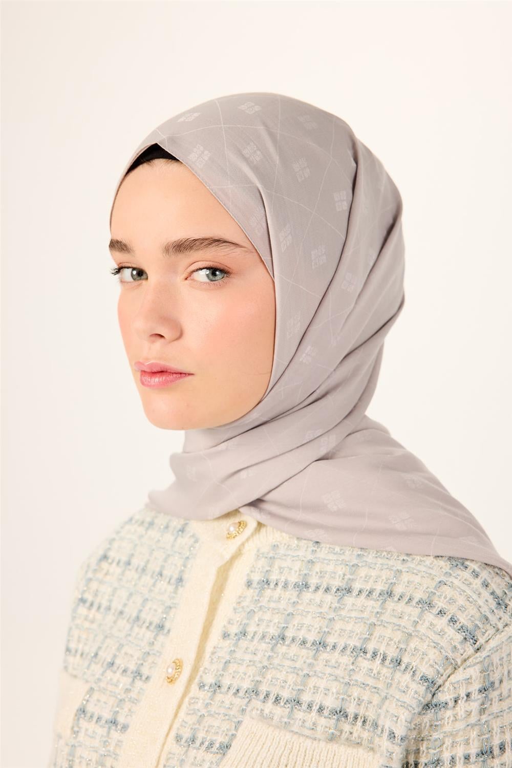 Pamuk Polyester Liva Şal Gümüş Düz Dokulu Tok Duruşlu 90x200