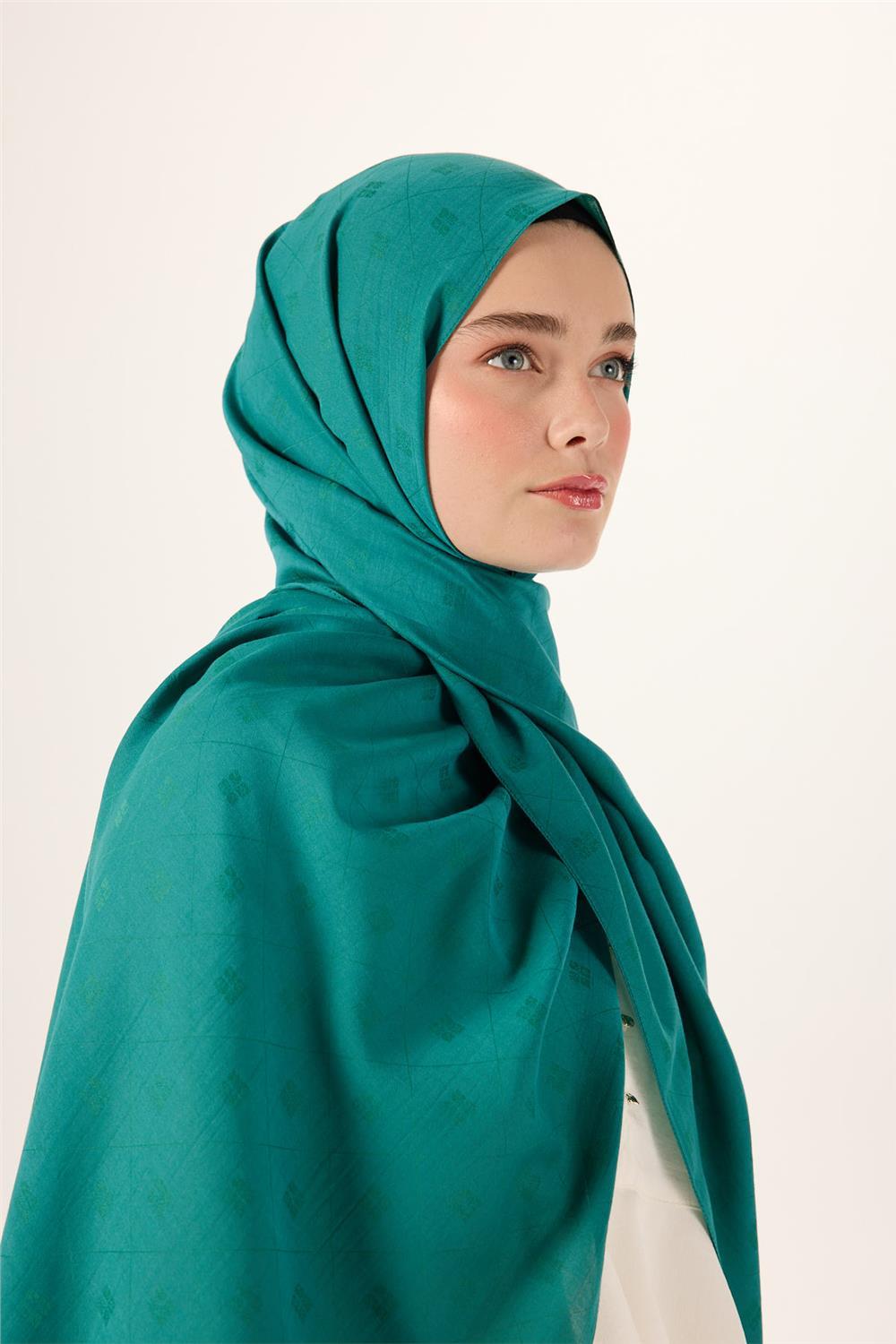 Pamuk Polyester Liva Şal Yeşil Düz Dokulu Nefes Alan 90x200