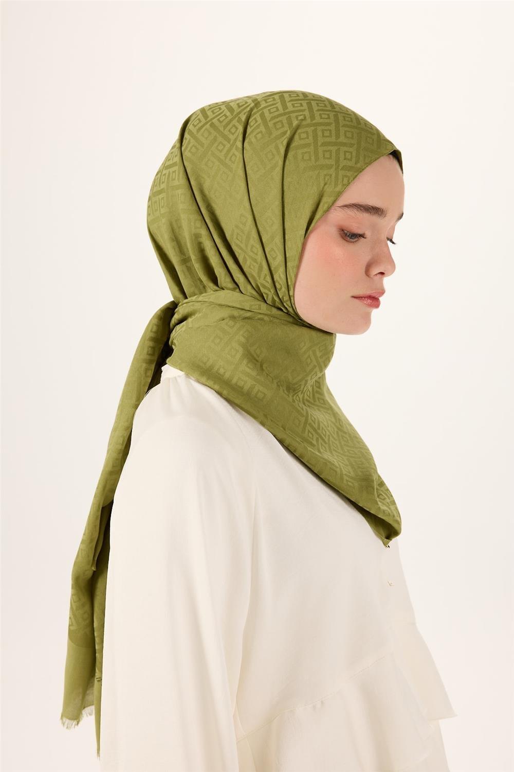 Pamuk Polyester Liva Şal Açık Yeşil Düz Tok Duruşlu 90x200