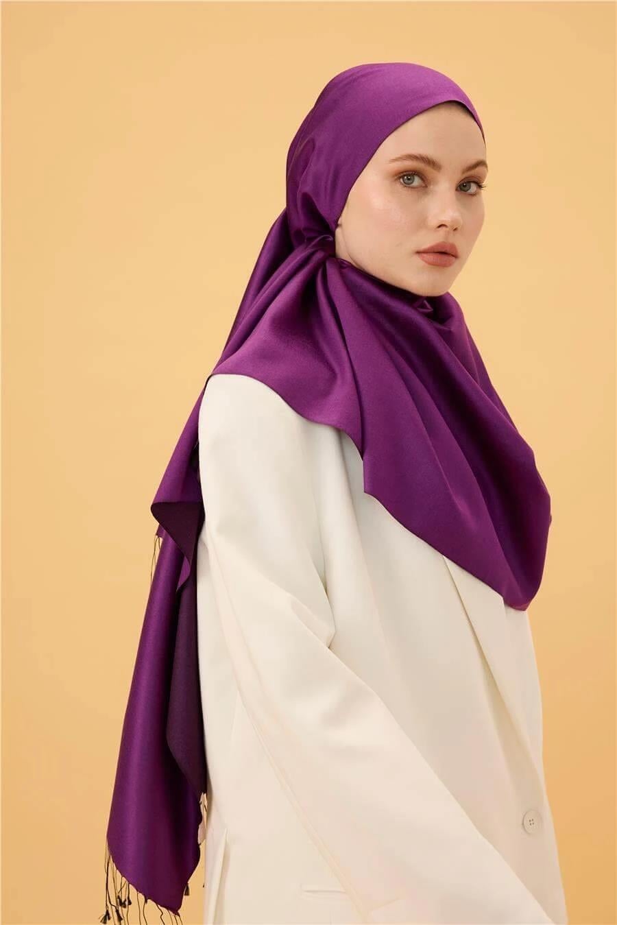 Mürdüm Siyah Düz Çift Taraflı İpek Şal Modeli