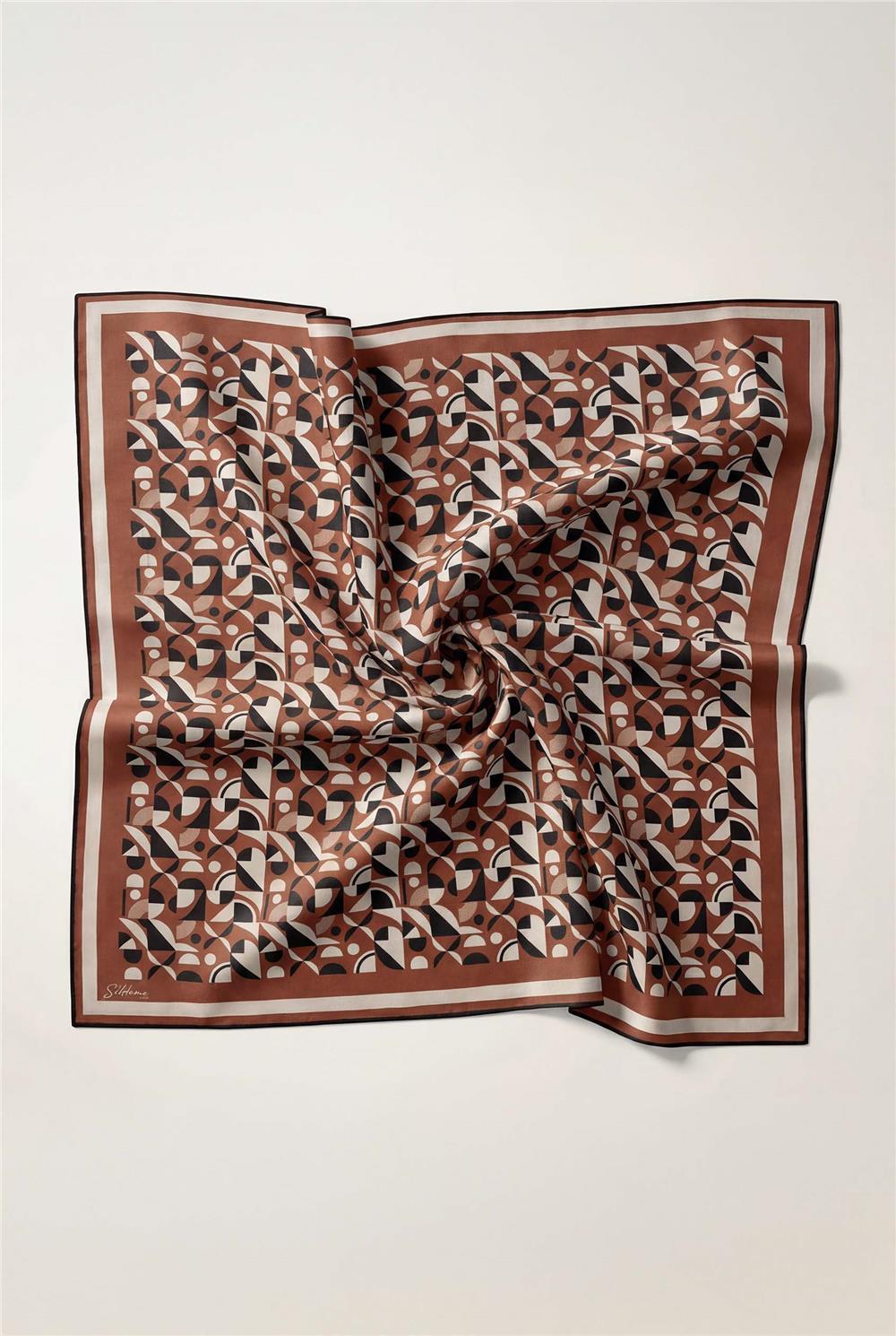Pamuk Karışımlı Eşarp Taba Retro Geometrik Desenli Soft Dokulu Kaymaz 90x90