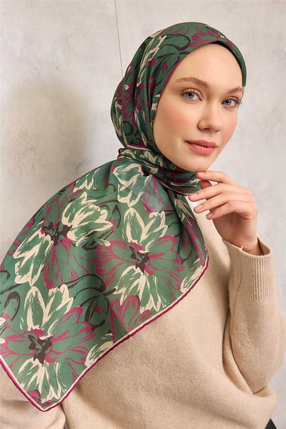 Pamuk Polyester Eşarp Çimen Yeşili-Fuşya Bej Siyah Botanik Desenli Soft Dokulu Tok Duruşlu 90x90