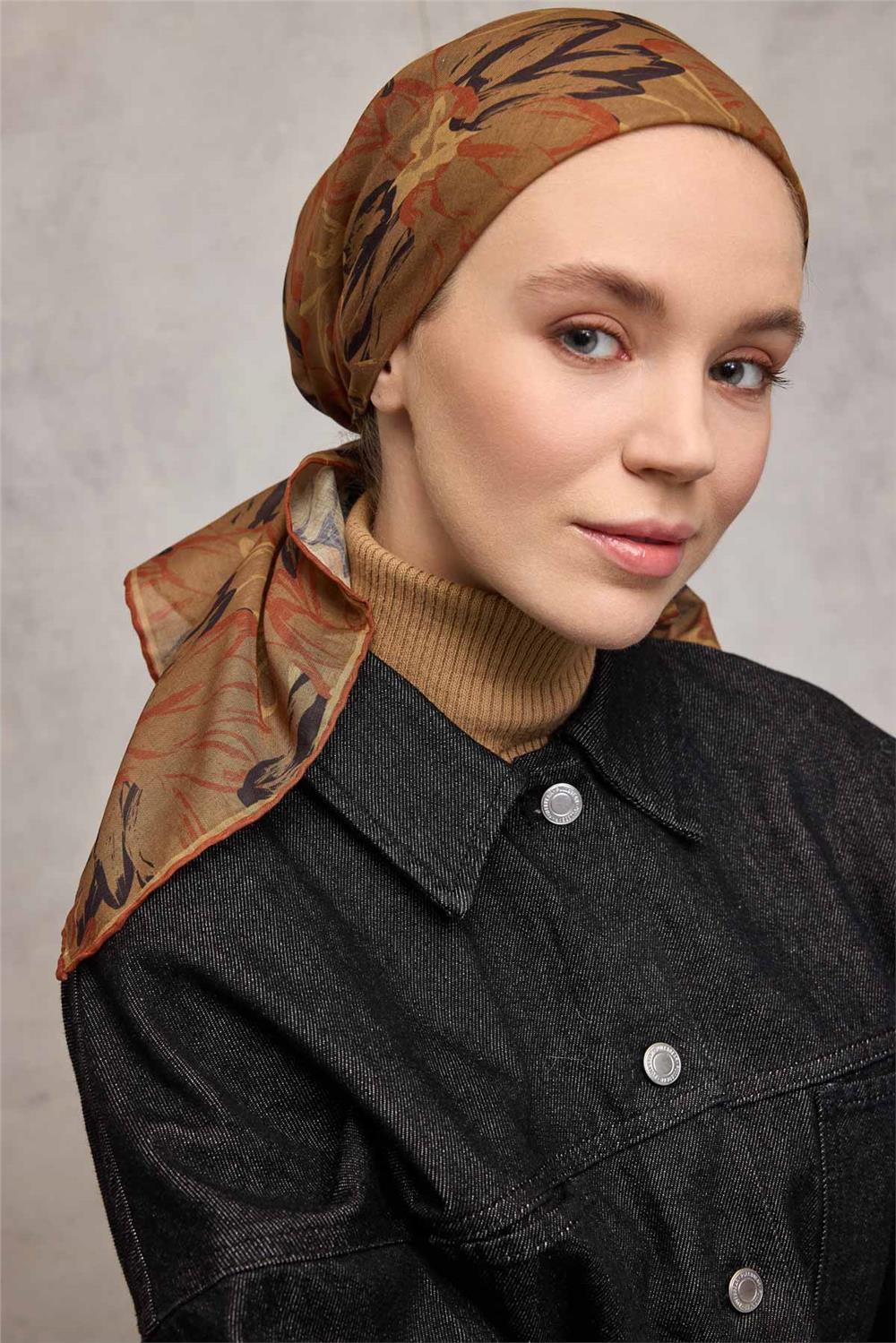 Pamuk Polyester Soft Eşarp Olive Botanik Desenli Tok Duruşlu 90x90