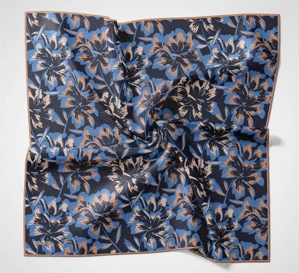 Pamuk Polyester Eşarp Koyu Lacivert Büyük Papatya Desenli Soft Dokulu Kaymaz 90x90
