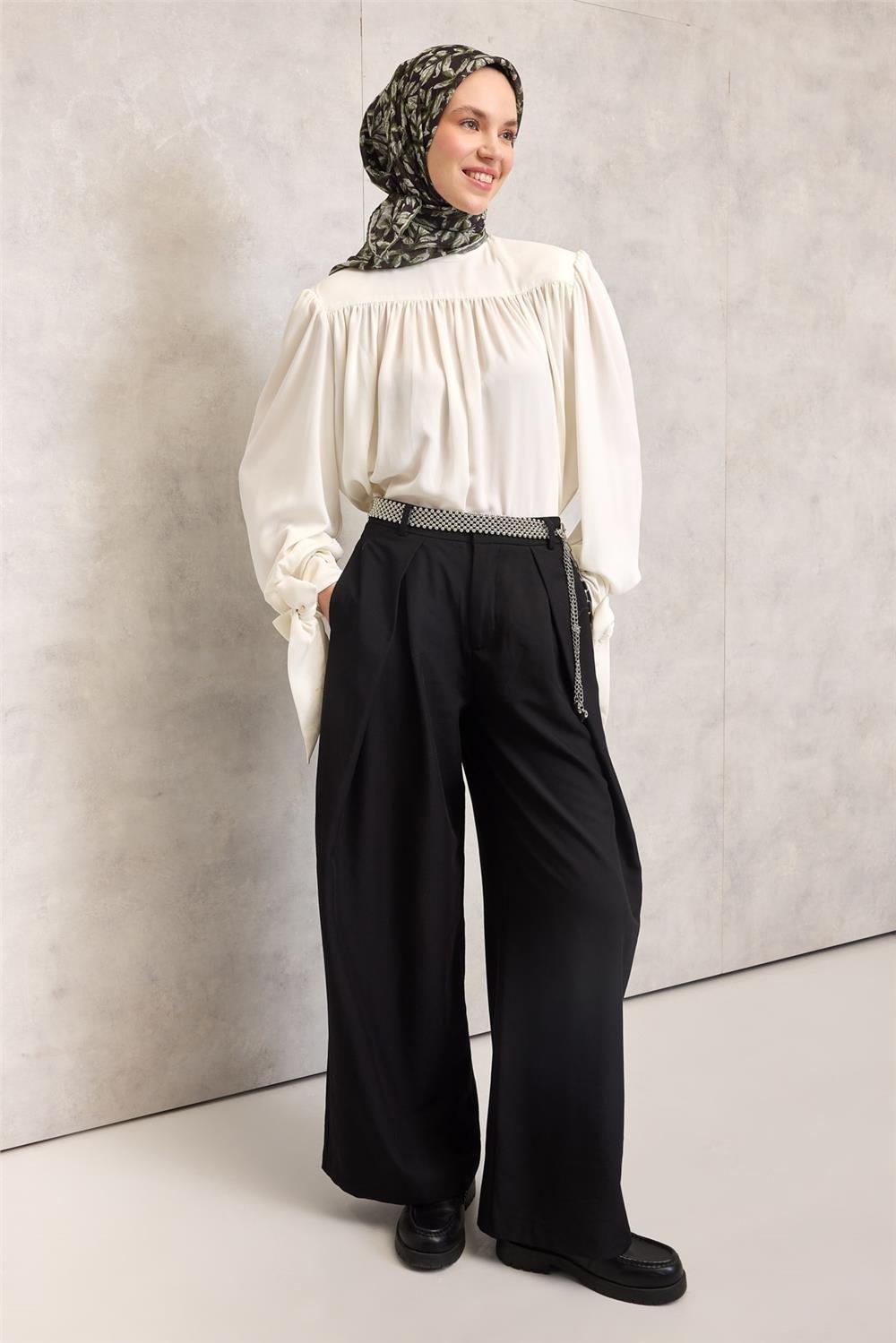 Pamuk Polyester Soft Eşarp Duman Siyahı Çiçek Desenli Kaymaz Dokulu 90x90