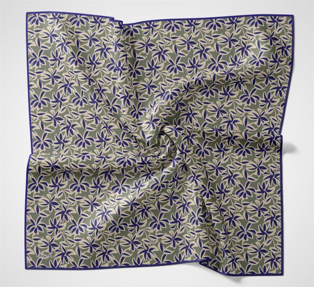 Pamuk Polyester Soft Eşarp Açık Asker Yeşili Flora Desenli Kaymaz Dokulu 90x90