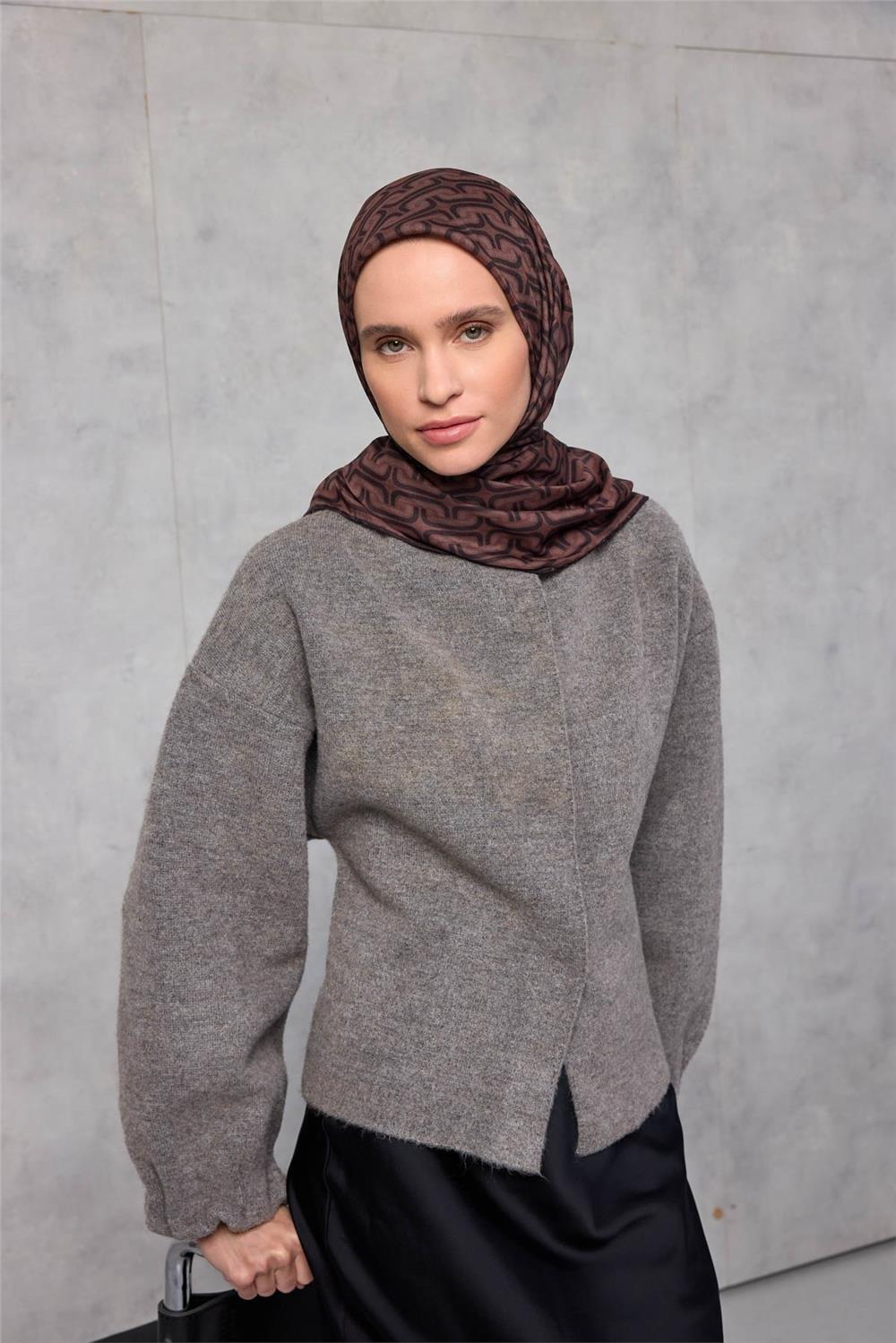 Pamuk Polyester Soft Eşarp Geometrik Desen Tarçın Kahve 90x90