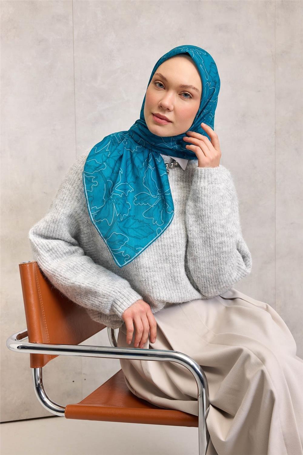 Pamuk Polyester Soft Eşarp Cam Göbeği Lilium Desenli Kaymaz Dokulu 90x90