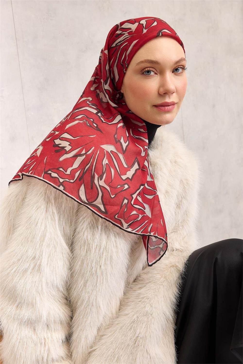 Pamuk Polyester Soft Eşarp Kırmızı Soyut Desenli Tok Duruşlu 90x90