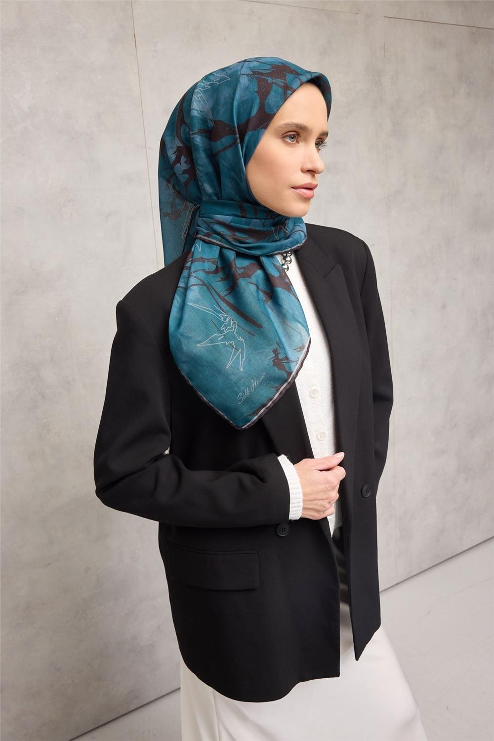 Pamuk Polyester Soft Eşarp Yaprak Desen Açık Petrol Mavisi 90x90