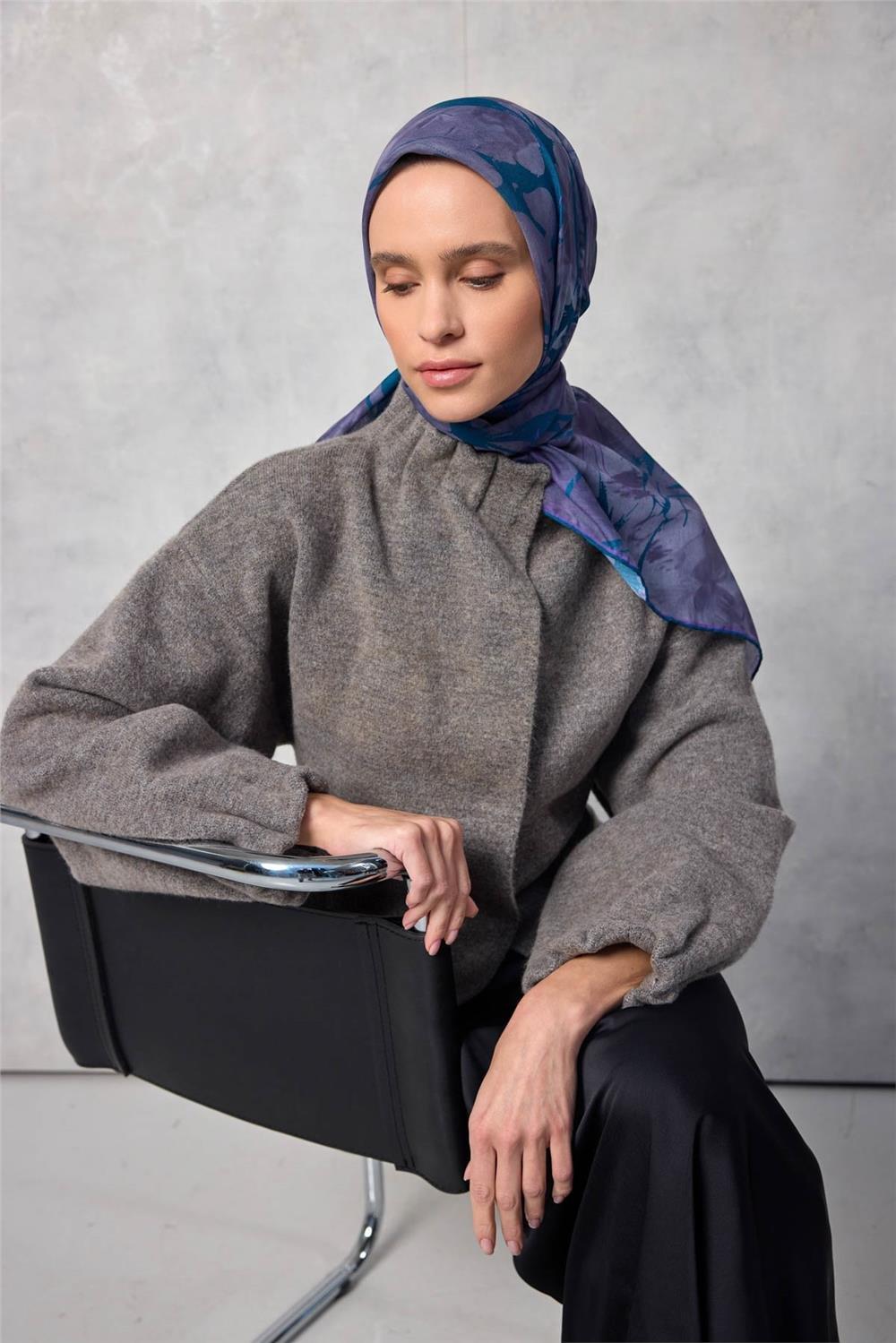 Pamuk Polyester Soft Eşarp Yaprak Desen Lavanta 90x90