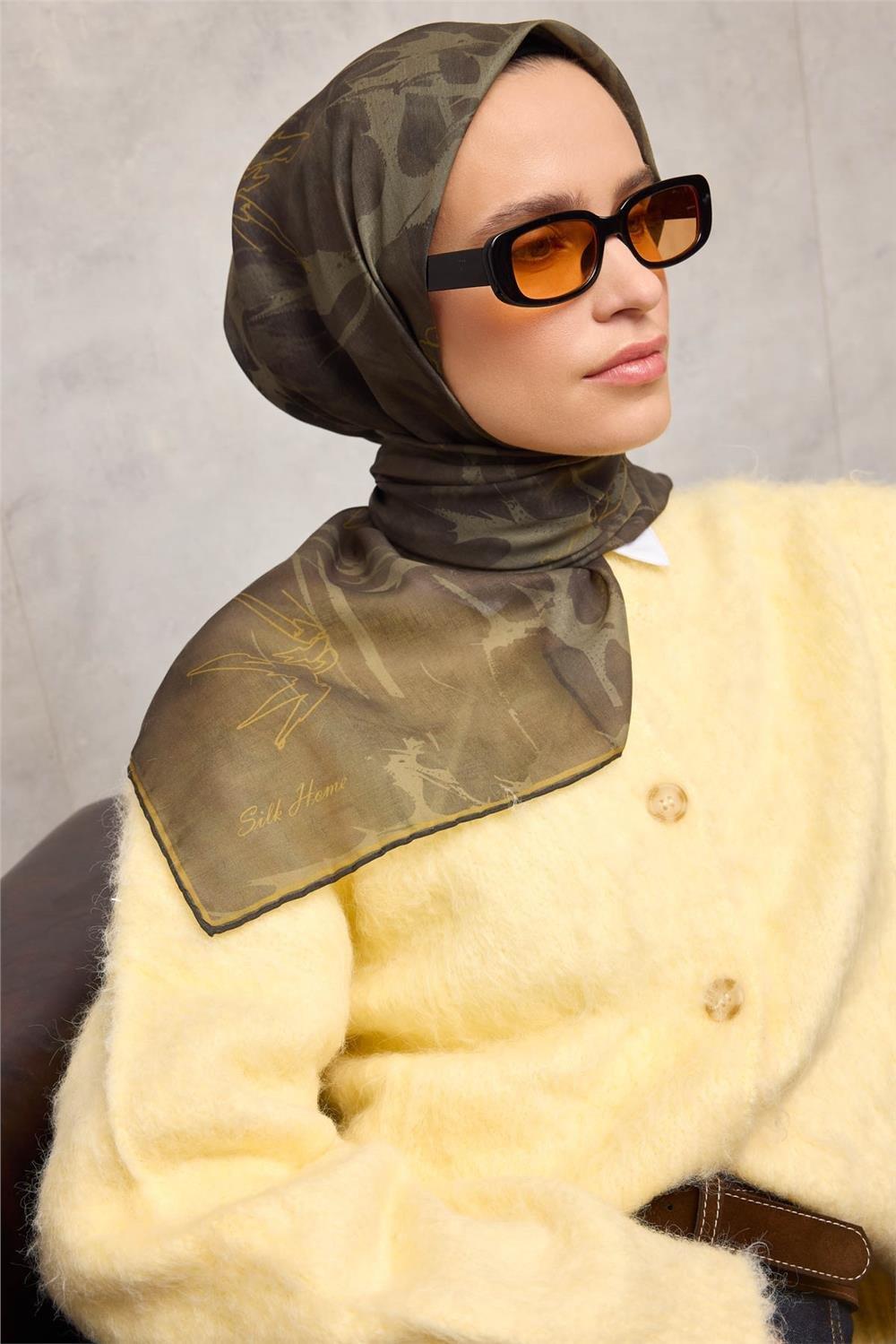 Pamuk Polyester Soft Eşarp Yaprak Desen Asker Yeşili 90x90