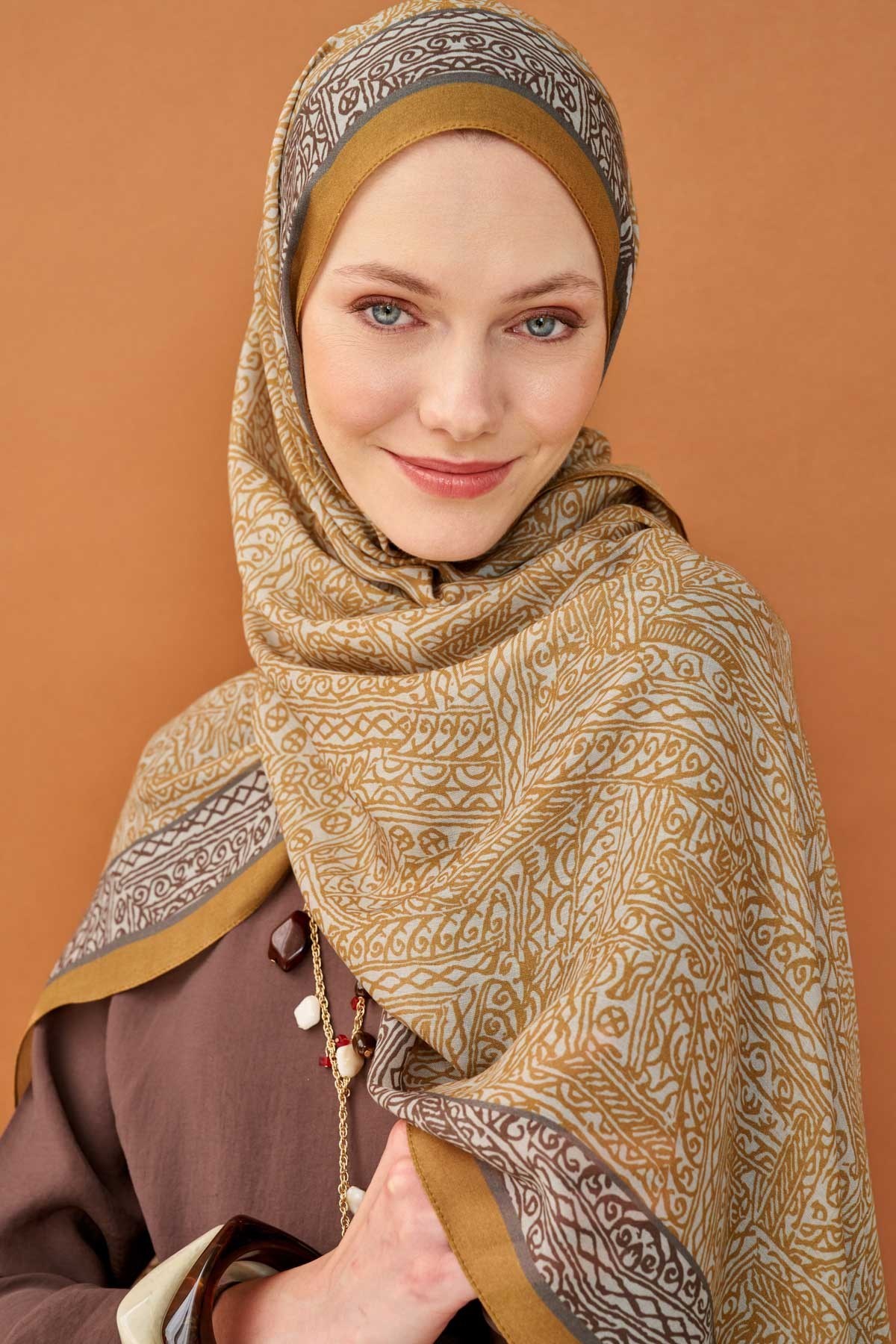 Riva Şal Tencel Güpür Desen Karamel